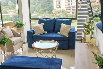 Image de Breathtaking views in El Poblado! Pool, sauna, and gym with 24/7 security.