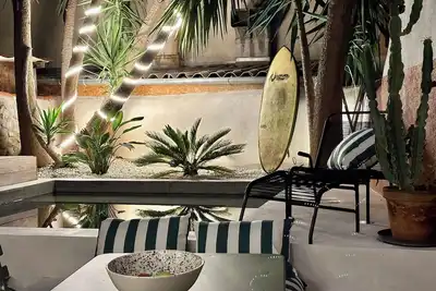 Image de Comme une maison! Rdj en centre ville, au calme avec terrasse et petite piscine