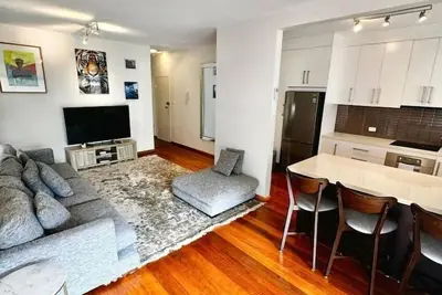 Image de Sun-Kissed Bondi Hideaway