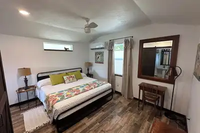 Image de Cozy Lakeview Cabin, Boat Parking, Breathtaking Lake View, One Hour from Tulsa