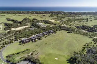 Image de The Golf House @ St Andrews Beach Golf Club - perfect for golfers & non-golfers.