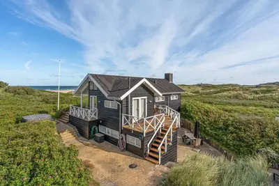 \"Ejvind\" - 100m from the sea by Interhome