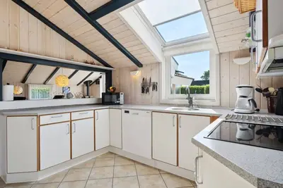 Image de \"Inge\" - 300m from the sea by Interhome