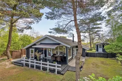 Image de \"Eweline\" - 75m from the sea by Interhome