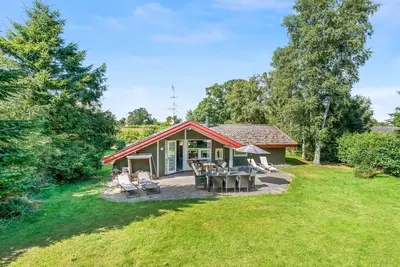 Image de \"Uta\" - 300m from the sea by Interhome