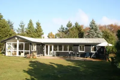 Image de \"Linnea\" - 1km from the sea by Interhome