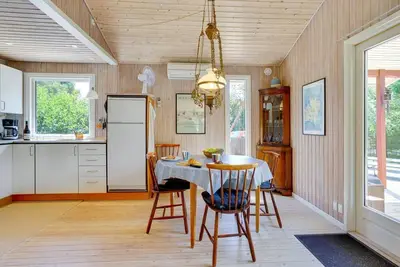 Image de \"Mile\" - 260m from the sea by Interhome