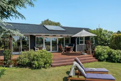 Image de \"Bisera\" - 150m from the sea by Interhome