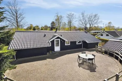 Image de \"Petrus\" - 750m from the sea by Interhome