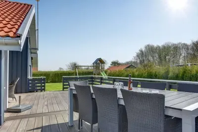 Image de \"Haraldine\" - 250m from the sea by Interhome