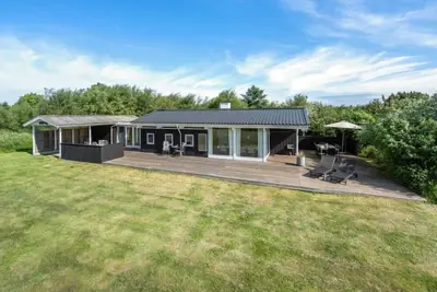 \"Anund\" - 1. 4km from the sea by Interhome