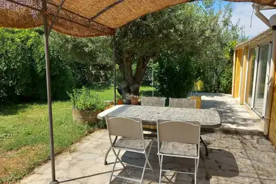 Image de Jolie maison avec jardin paysagé\n26095 000006fz