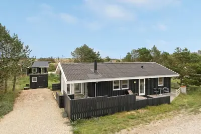 Image de \"Mads\" - 950m from the sea by Interhome