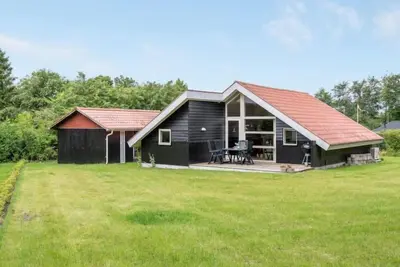 Image de \"Tiia\" - 29km from the sea by Interhome