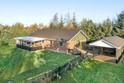 Image de \"Aurea\" - 1km from the sea by Interhome