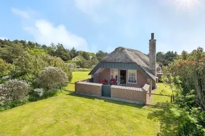 \"Pasi\" - 1. 2km from the sea by Interhome