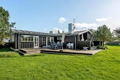 Image de \"Vivina\" - 250m from the sea by Interhome