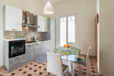 Image de Don Goofy House