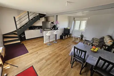 Image de Maison 2 chambres près A11, Logis du Château Rouge