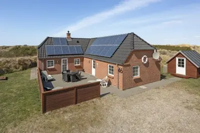 \"Didrika\" - 800m from the sea by Interhome