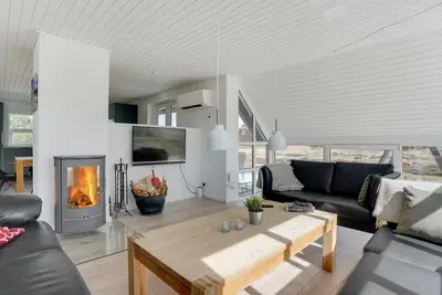 Image de \"Ayda\" - 350m from the sea by Interhome
