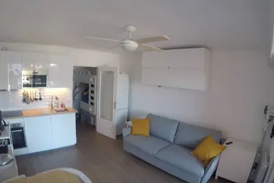 Image de Appartement grande terrasse à 50 m de la plage