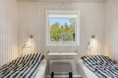 Image de \"Inan\" - 300m from the sea by Interhome