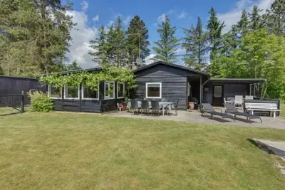 Image de \"Annamie\" - 650m from the sea by Interhome