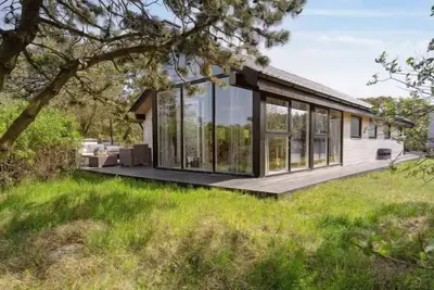 Image de \"Julie\" - 1. 5km from the sea by Interhome