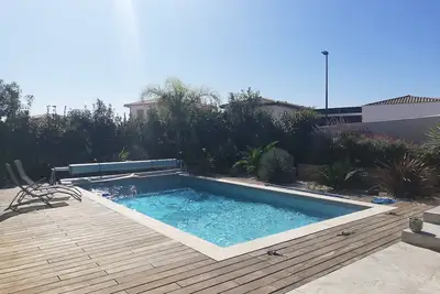 Image de Magnifique villa nîmoise avec piscine et boulodrome