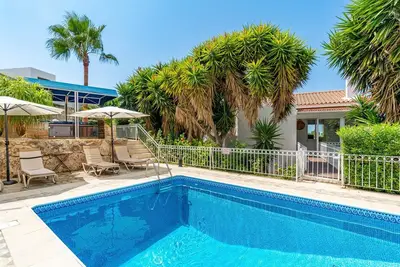 Image de The Bridge Villa by Ezoria Villas, Coral Bay