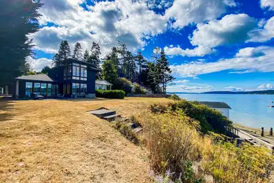 Image de Cozy Waterfront Beach House Near Baby Island! New to Vrbo!