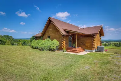 Image de Stunning Gore Vacation Rental on 10 Acres of Land!