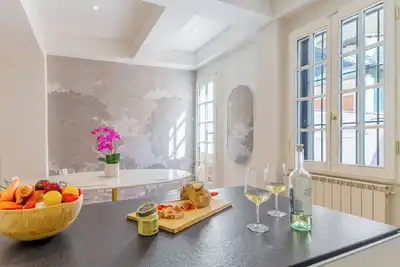 Image de Live like a local: Chic, 😃 Happy, Center Florence, Terrace💕walk to monuments