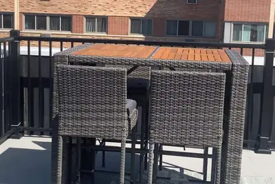 Image de New! Beautiful Minneapolis Home