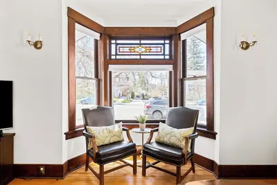 Image de Downtown Bungalow with Geothermal Hot Spring