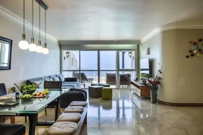 Image de Netanya Panoramic Sea-View 4br Apt