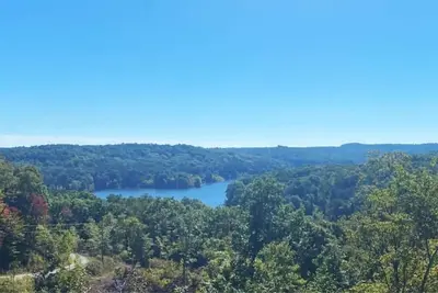 Image de Nolin Lake Retreat with Gorgeous Lake View