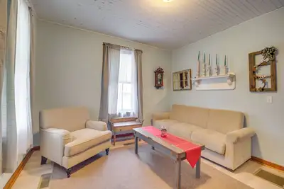 Image de Vintage Moriah Apt: Close to Adirondacks Hiking!