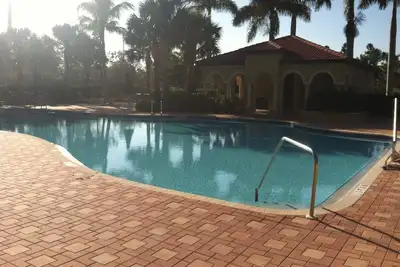 Image de Pelican Sound has it all! Fabulous, active community, in Estero, 2br, 2ba condo.