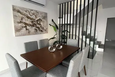 Image de Luxury Modern Private Home near Beach