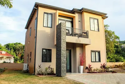 Image de Modern and stylish place, very spacious and a unique creation all in its own. \n