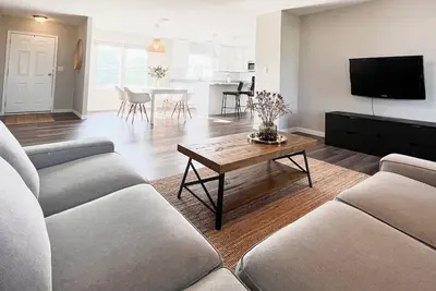 Image de Perfect Country Getaway close to Lake & City