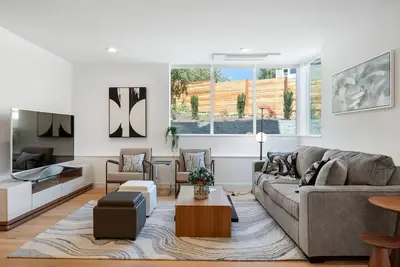 Image de Perch - View Ridge Guest Suite: Cozy 1br Adu Retreat