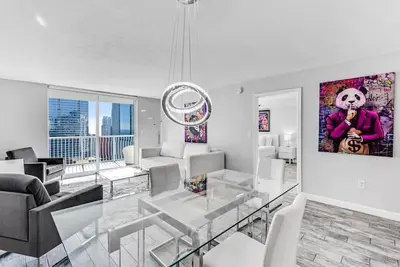 Image de Majestic Penthouse w/ Ocean & City Views