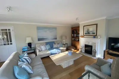 Image de Fab 4 bedroom/4 bathroom house - quiet lane - walking distance of Lymington