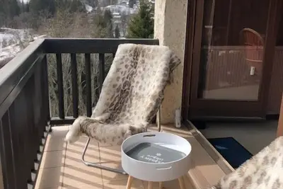 Image de Riante Colline du haut - 1 chambre - bien aménagé, au calme