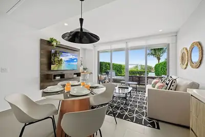 Image de Oceanfront Amazing Aruba Condo with private Hot Tub