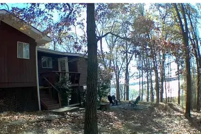 Image de Lakefront getaway- Fall booking fast