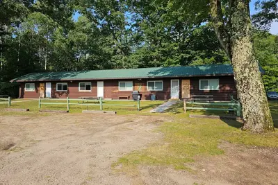 Image de Rustic Hook Coho Suite